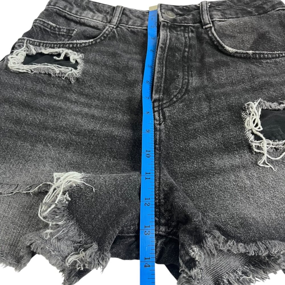 Zara Black distressed high rise denim button fly shorts - Picture 8 of 12